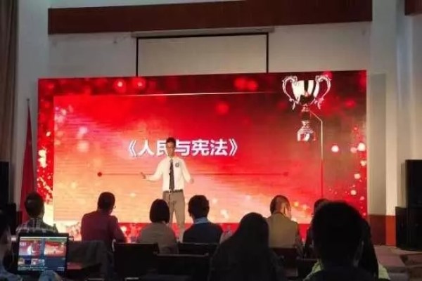 贺我院孙怡豪同学荣获“2017年上海市高校大学生“学宪法，讲宪法”演讲比赛三等奖