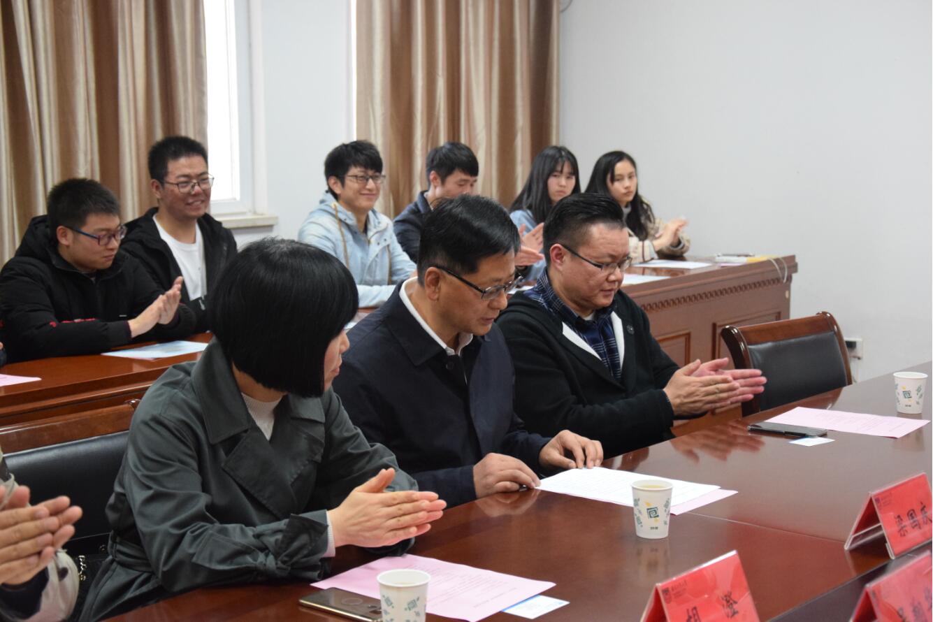 2018年“天诚奖助学金”颁奖仪式在南工大举行 2018年“天诚奖助学金”颁奖仪式在南工大举行