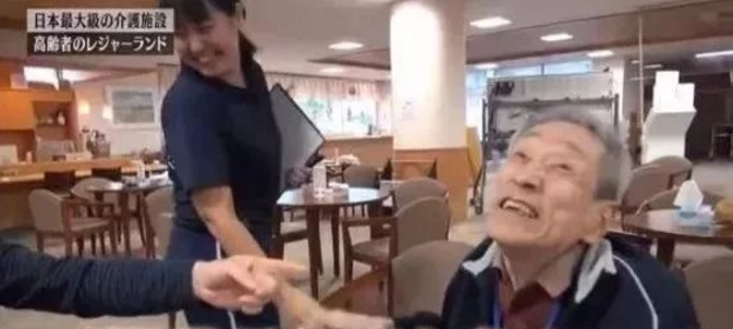 看了日本老人的养老生活,终于明白日本人为啥没有养儿防老的观念 看了日本老人的养老生活,终于明白日本人为啥没有养儿防老的观念