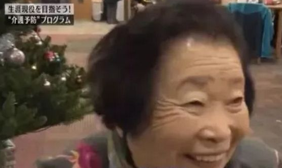 看了日本老人的养老生活,终于明白日本人为啥没有养儿防老的观念 看了日本老人的养老生活,终于明白日本人为啥没有养儿防老的观念