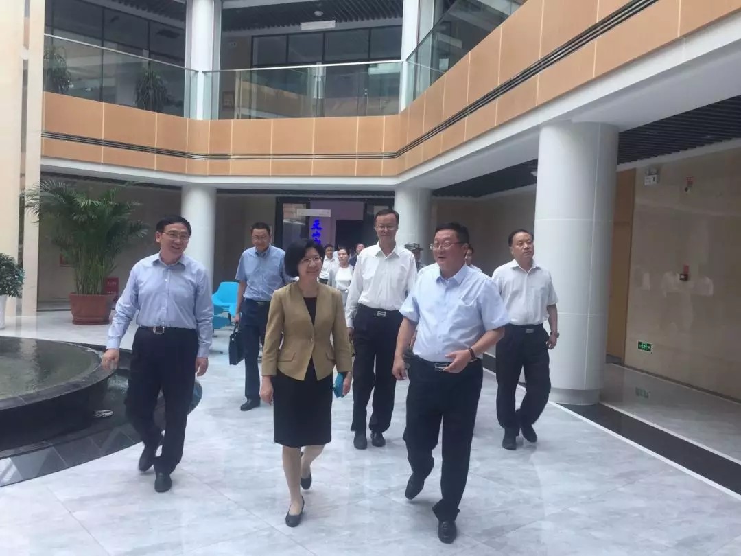 国家市场监管总局副局长孙梅君来我师调研乳品生产质量管理 国家市场监管总局副局长孙梅君来我师调研乳品生产质量管理