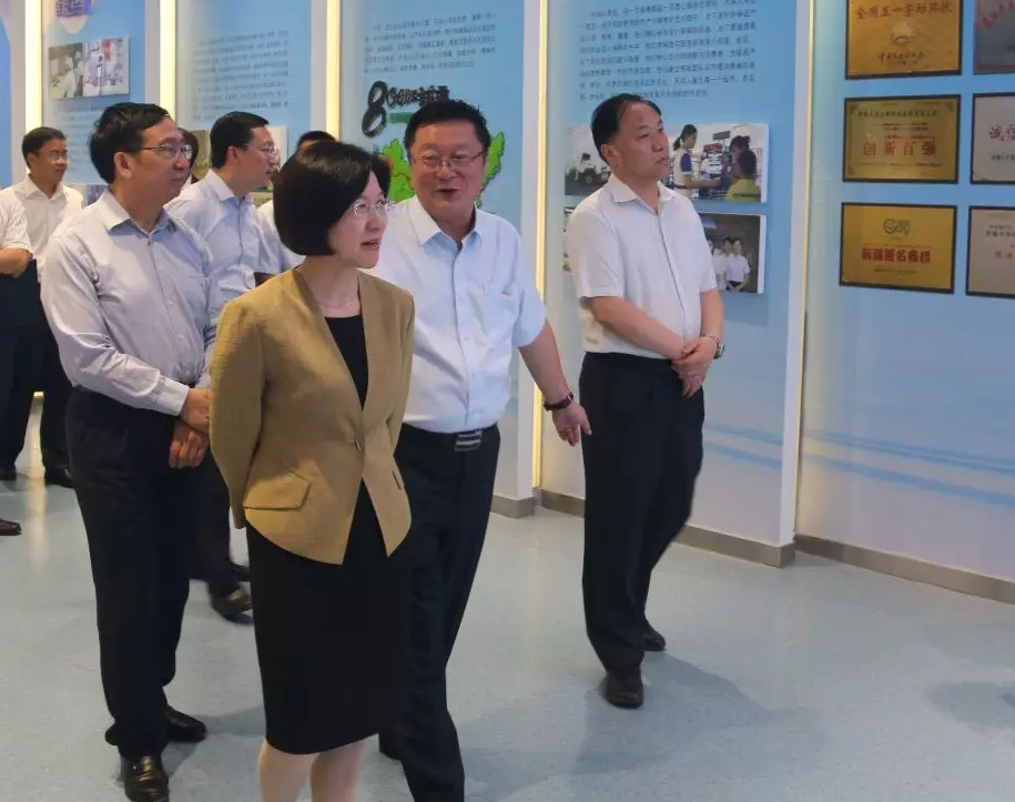 国家市场监管总局副局长孙梅君来我师调研乳品生产质量管理 国家市场监管总局副局长孙梅君来我师调研乳品生产质量管理