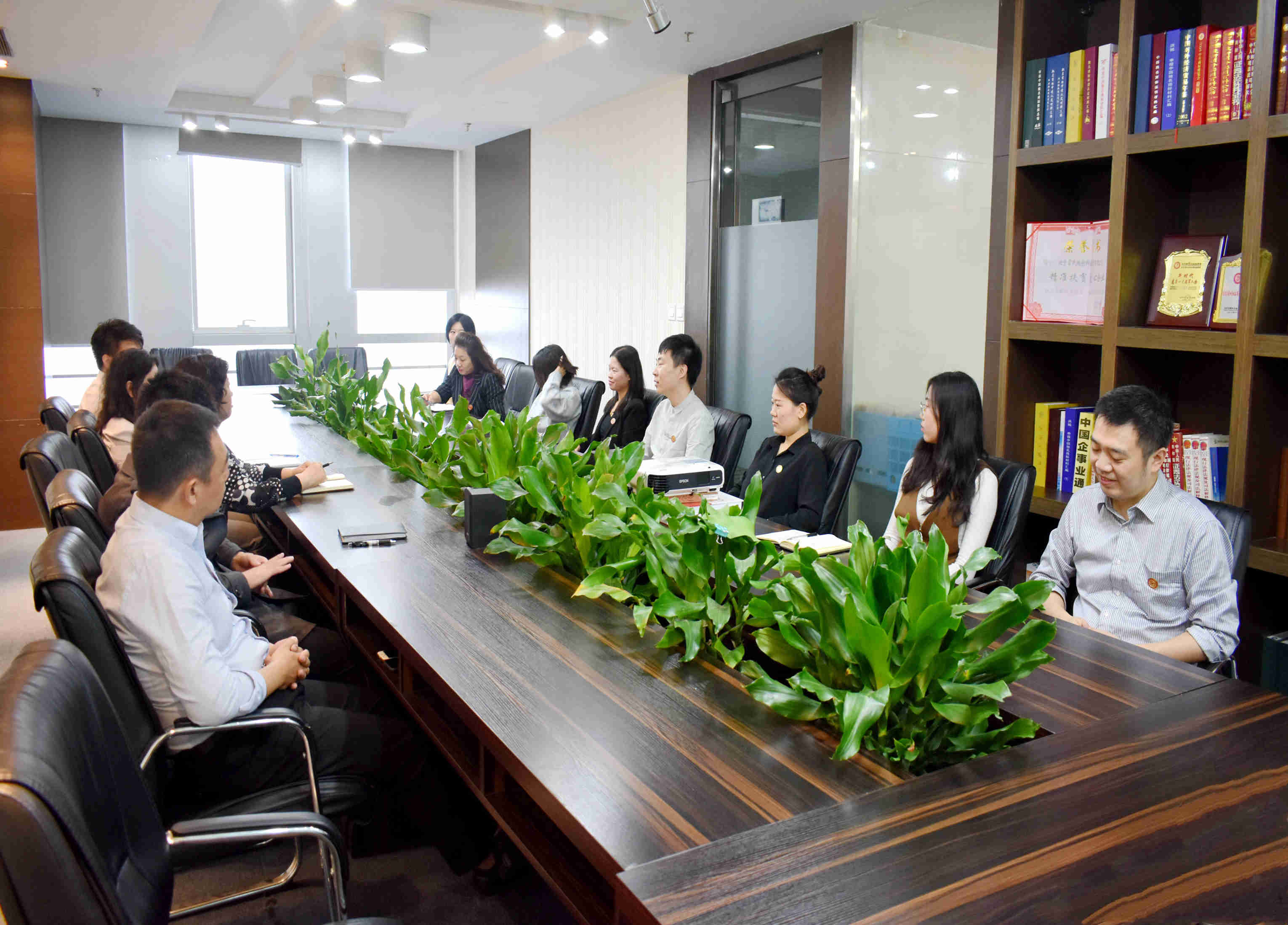 北京英国威廉希尔公司鸿图集团企业新闻——辩论赛 北京英国威廉希尔公司鸿图集团企业新闻——辩论赛
