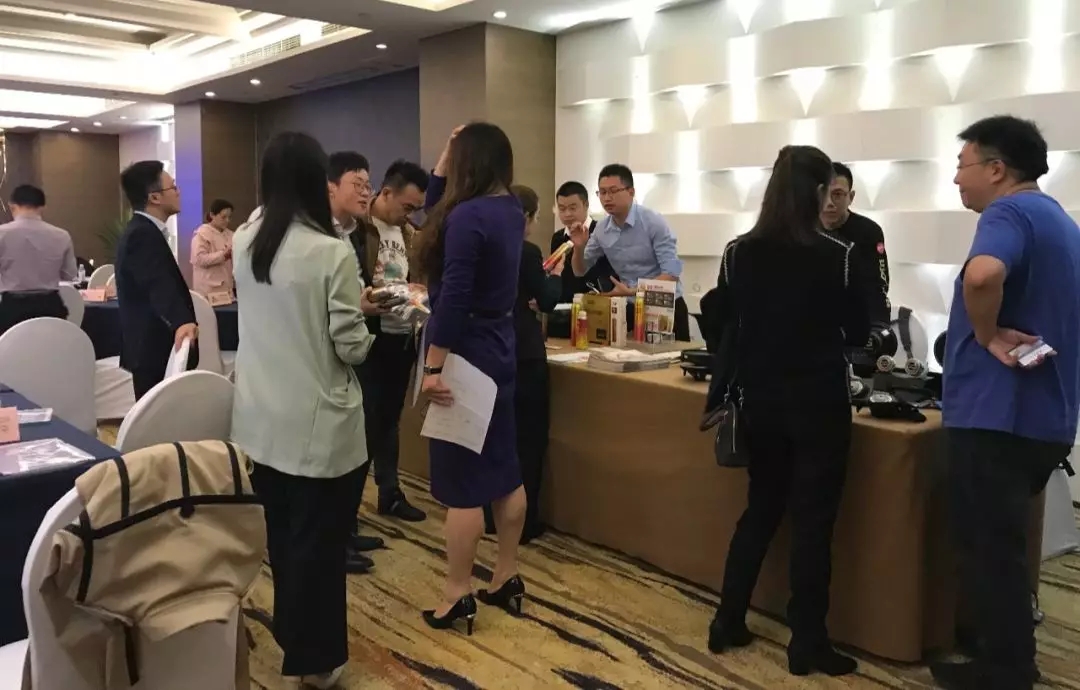 【怎么下载万博体育苹果客户端燃油系统万博携手皇马创导者】万博manbetxapp月福亮相成都,谱写GDI除碳项目新篇章! 【怎么下载万博体育苹果客户端燃油系统万博携手皇马创导者】万博manbetxapp月福亮相成都,谱写GDI除碳项目新篇章!