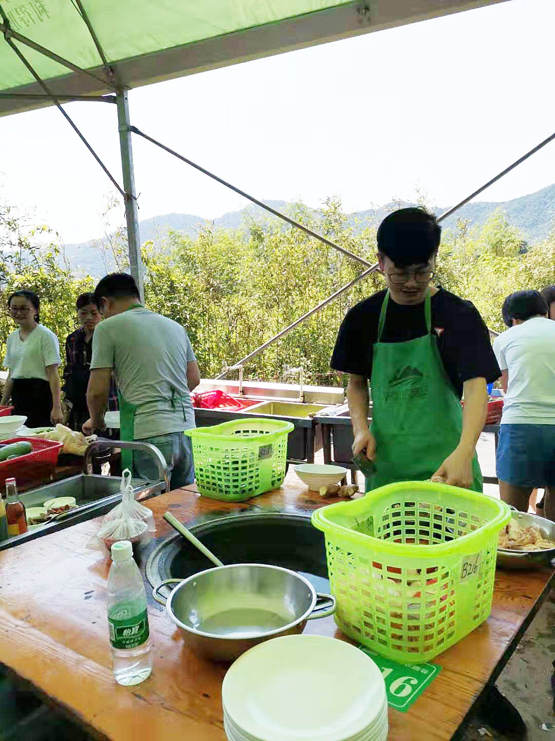 Yunguan collective staff farm fun valley day trip