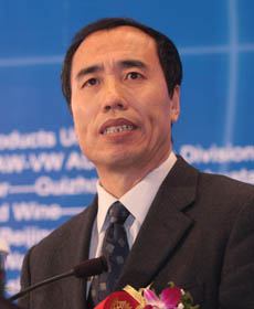 中国银行业监管委员会副主席王兆星 中国银行业监管委员会副主席王兆星
