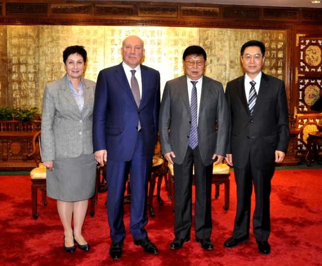 十一届全国政协副主席、我会会长郑万通在京会见俄罗斯联邦会议联邦委员会经济政策委员会主席、上海合作组织前秘书长、俄罗斯中国友好协会主席德米特里.费奥多罗维奇.梅津采夫一行 十一届全国政协副主席、我会会长郑万通在京会见俄罗斯联邦会议联邦委员会经济政策委员会主席、上海合作组织前秘书长、俄罗斯中国友好协会主席德米特里.费奥多罗维奇.梅津采夫一行