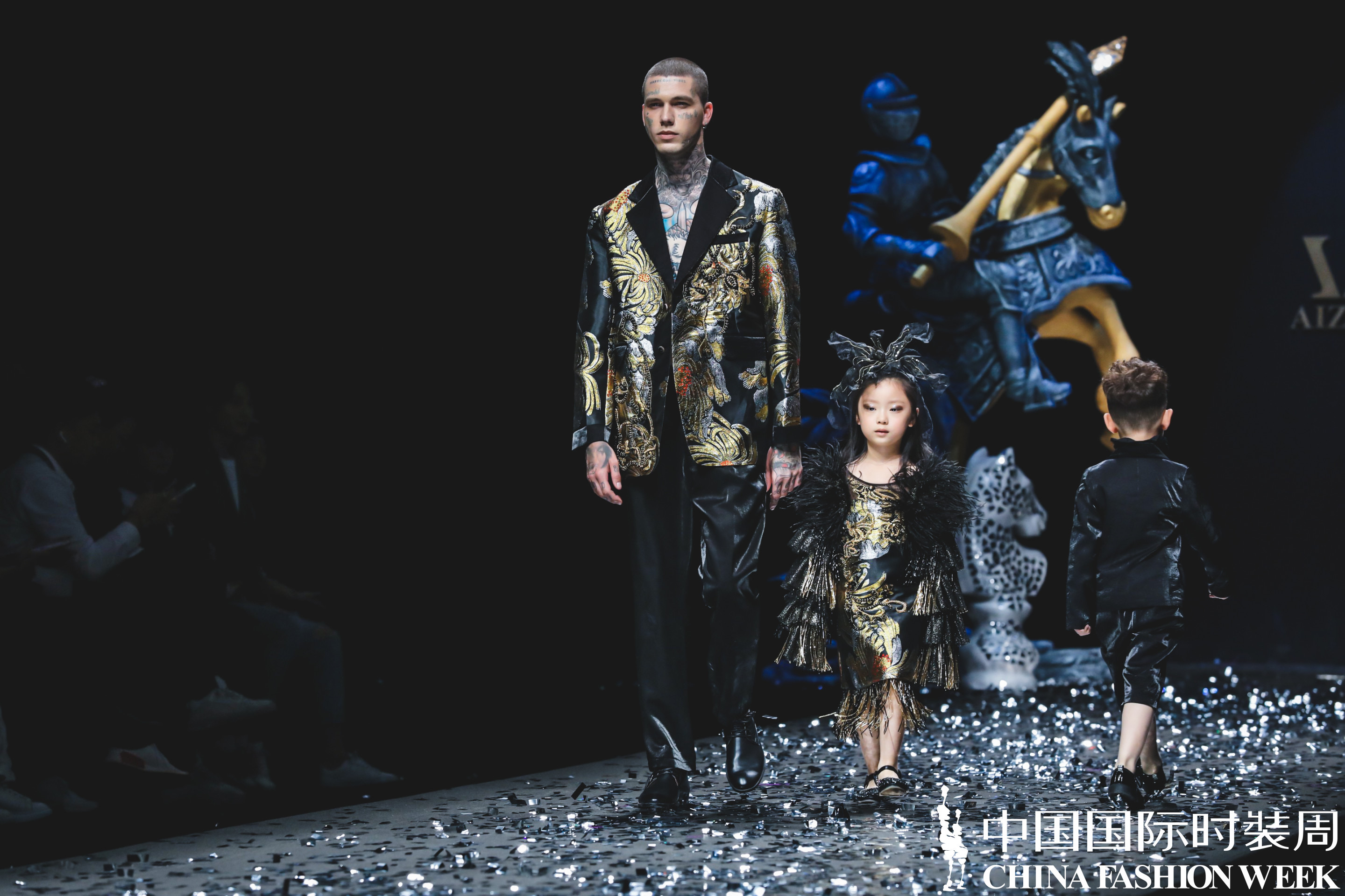 北京丰台少儿模特培训●蓓丽童模李梓钒参加AIZILINLIN儿童礼服高级定制发布会 北京丰台少儿模特培训●蓓丽童模李梓钒参加AIZILINLIN儿童礼服高级定制发布会
