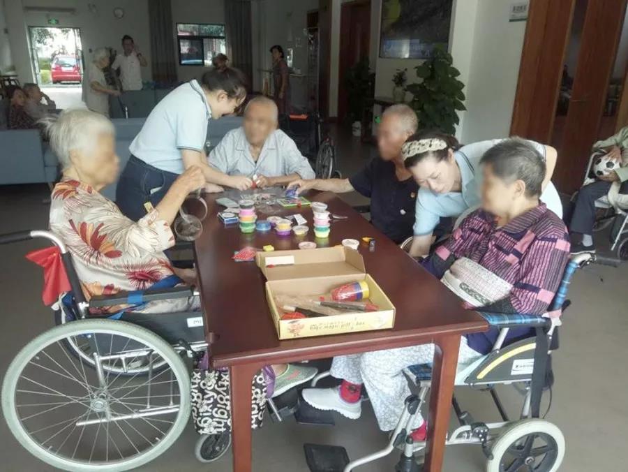 国寿社区养老周报：情系长者 家之陪伴