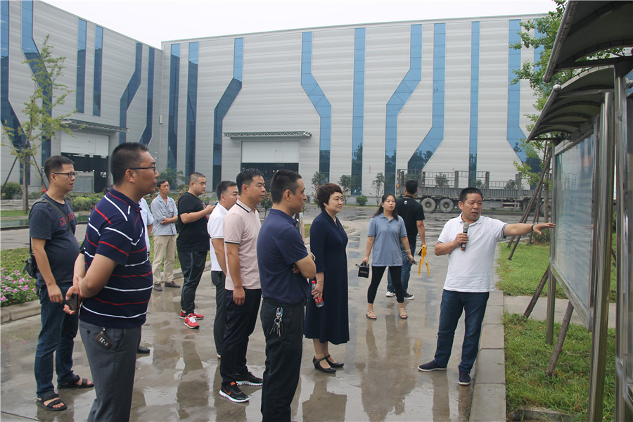 Zhongyuan District Federation of Industry and Commerce leaders visited Changxing Steel Structure