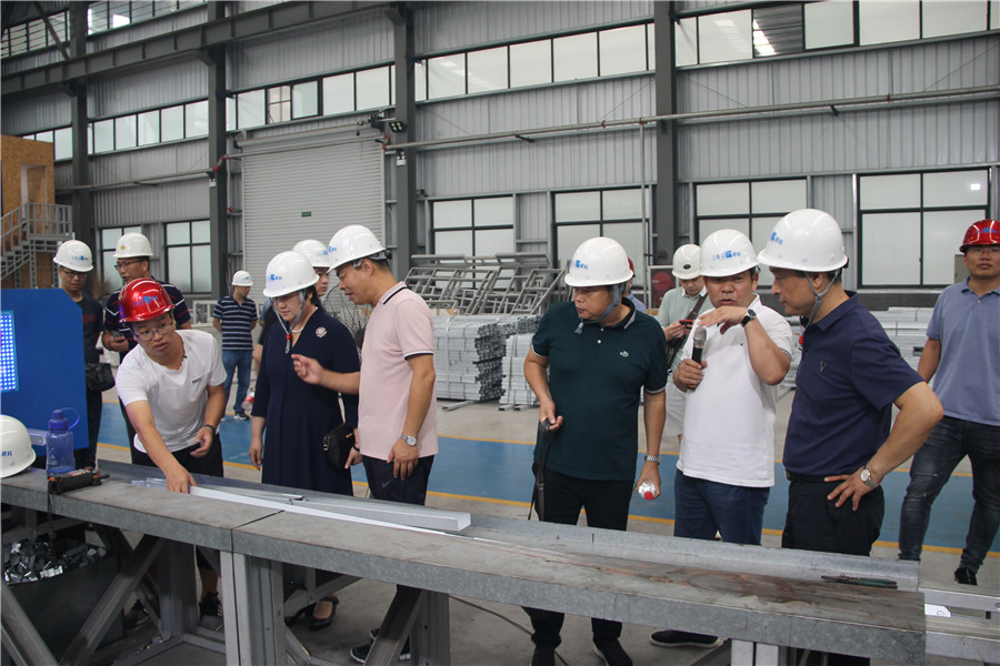 Zhongyuan District Federation of Industry and Commerce leaders visited Changxing Steel Structure