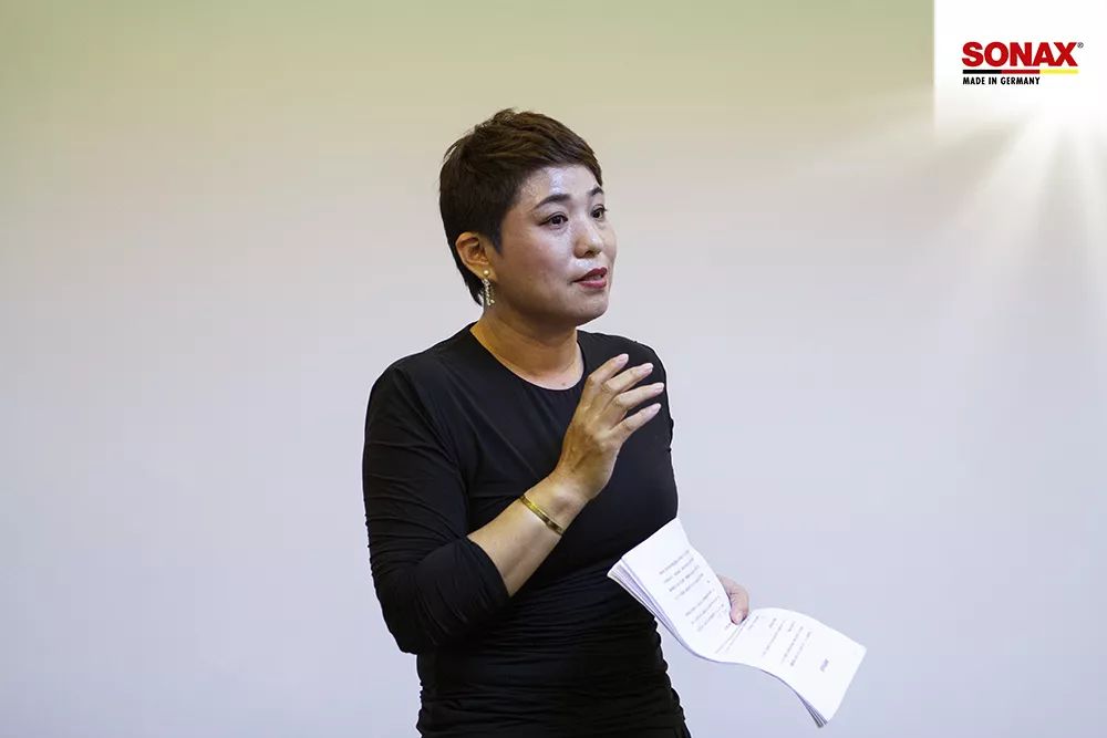 像修行一样工作,像蝴蝶一样生活 像修行一样工作,像蝴蝶一样生活