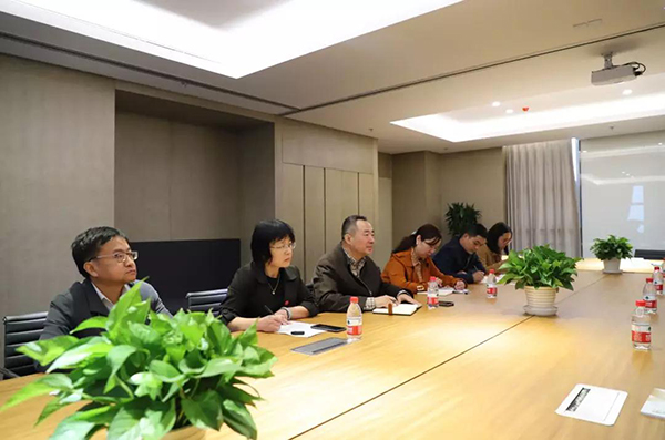 雁塔促发展,bob棋牌助卓越丨雁塔区领导莅临bob棋牌生物科技产业园调研 雁塔促发展,bob棋牌助卓越丨雁塔区领导莅临bob棋牌生物科技产业园调研