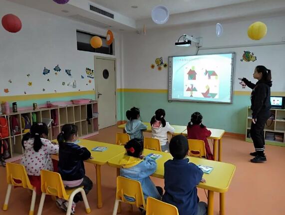 孩子内向,担心他适应不了小学,怎么办? 孩子内向,担心他适应不了小学,怎么办?