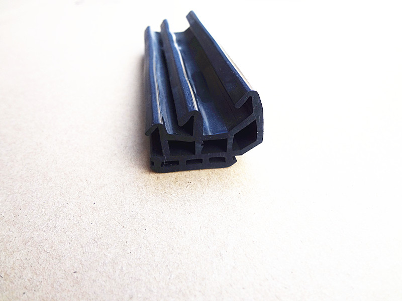 EPDM rubber extrusion profile