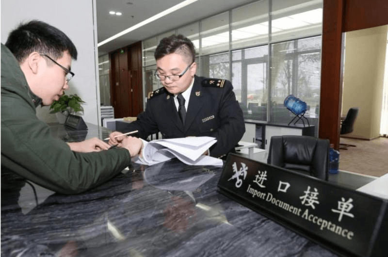 【新时代新作为新篇章】首届进博会以来,海关被“逼”出这么多创新 【新时代新作为新篇章】首届进博会以来,海关被“逼”出这么多创新