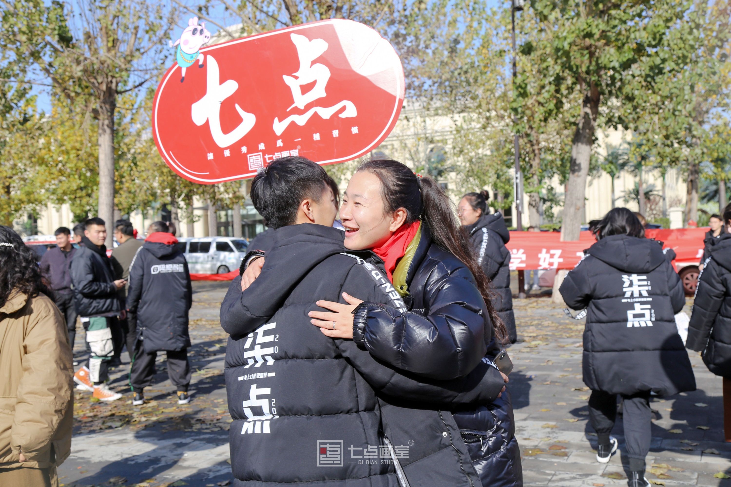 纪实万人模拟考 ▏身经百战,势在必得_万人模拟考 纪实万人模拟考 ▏身经百战,势在必得_万人模拟考