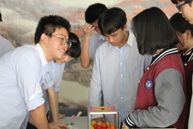 南京汇点慈善义卖助力西藏扎雪乡小学