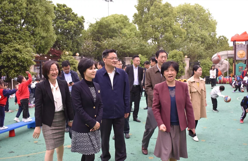 苏州市人大常委会副主任顾月华一行到天成幼儿园调研 苏州市人大常委会副主任顾月华一行到天成幼儿园调研