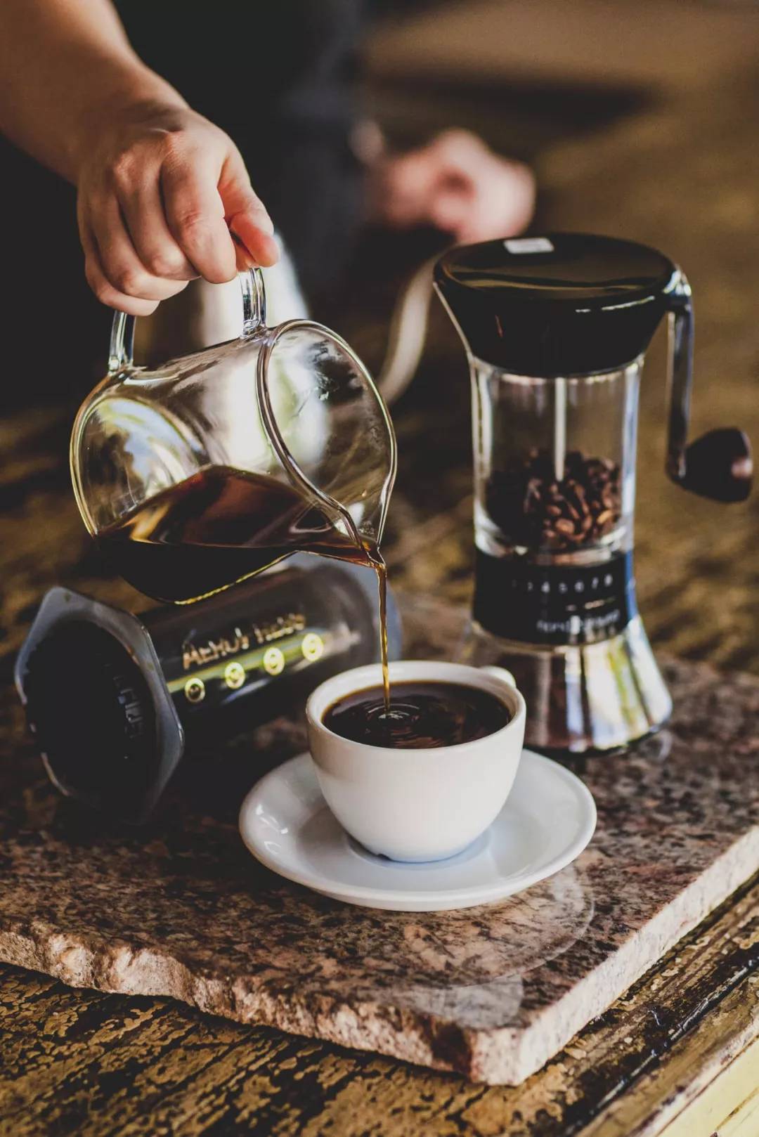 金达咖啡饮品城-咖啡有益健康！