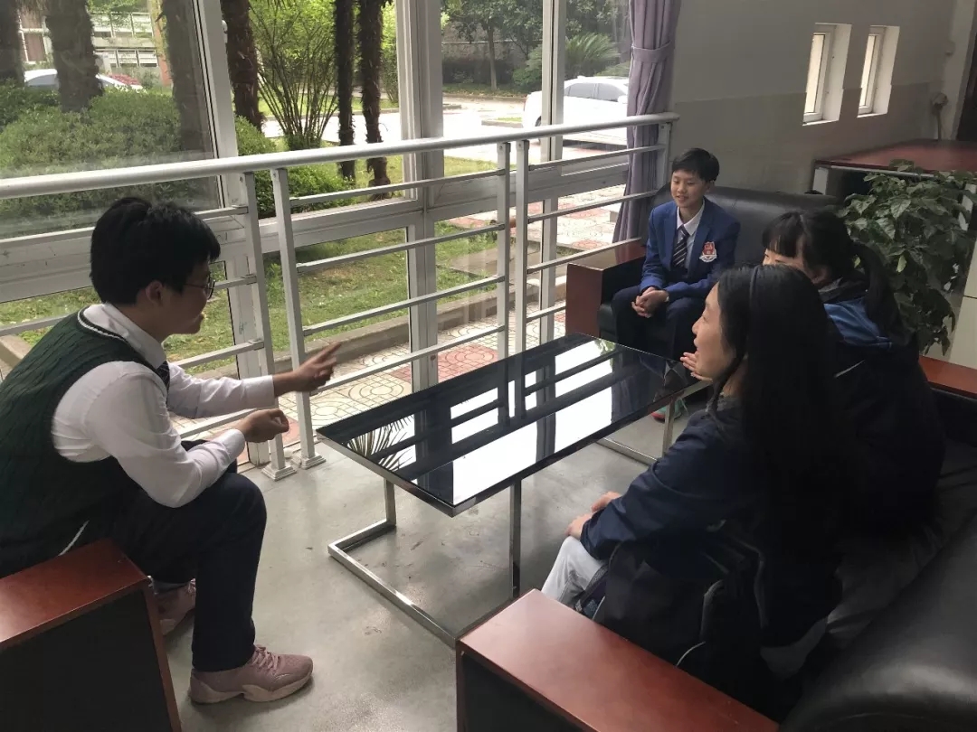 美国汇点母校来宁飞行检查,紧密相连,共促发展! 美国汇点母校来宁飞行检查,紧密相连,共促发展!