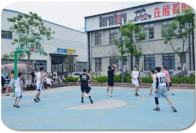 上坤校园友谊篮球赛 上坤校园友谊篮球赛