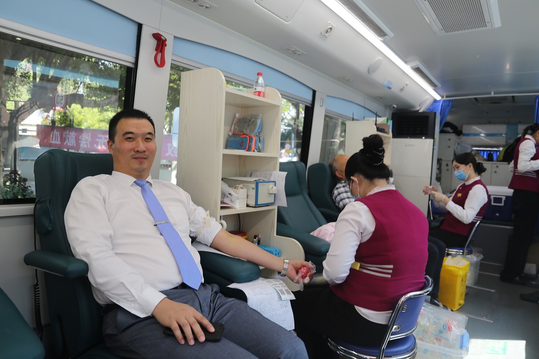 基督教深圳堂举行一年一度的无偿献血活动