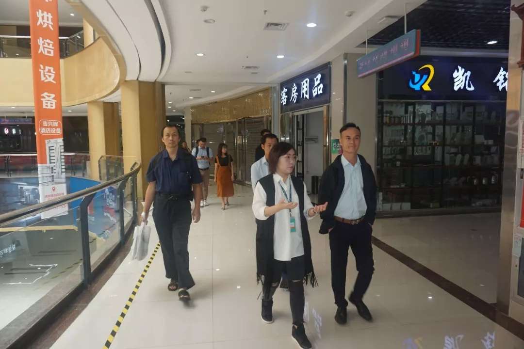 粤深厨协应邀出席广深湖万博体彩app下载酒店产品推介行业发展交流研讨会 粤深厨协应邀出席广深湖万博体彩app下载酒店产品推介行业发展交流研讨会