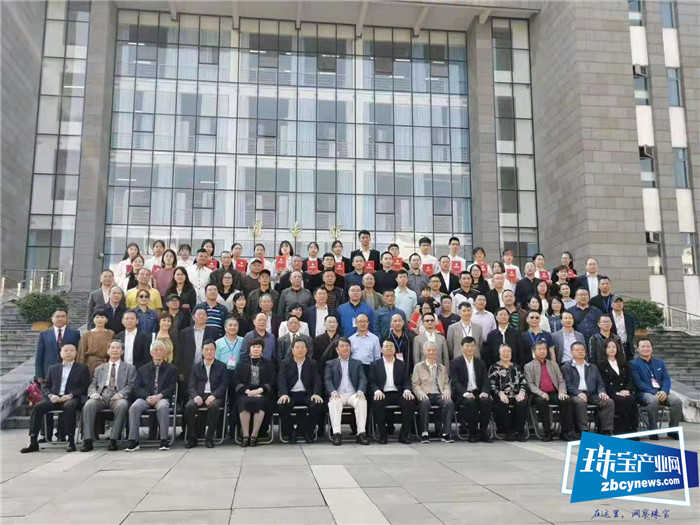 桂林理工大学63周年“校友返校日”暨宝石专业成立30周年庆典圆满举行 桂林理工大学63周年“校友返校日”暨宝石专业成立30周年庆典圆满举行
