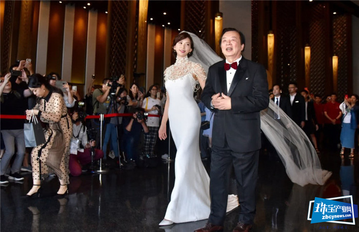 林志玲大婚佩戴什么珠宝? 林志玲大婚佩戴什么珠宝?