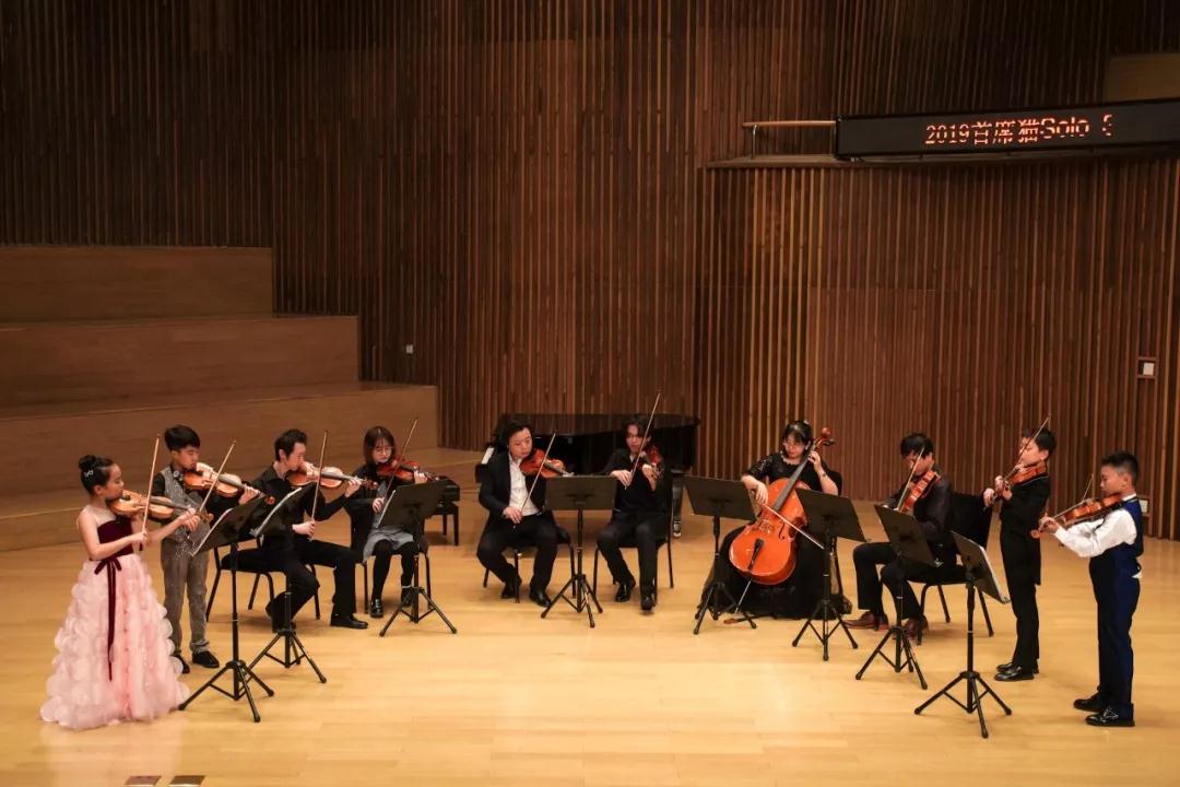 孩子们的剧院舞台丨光芒照亮前路,Solo Show站上梦想开始的舞台 孩子们的剧院舞台丨光芒照亮前路,Solo Show站上梦想开始的舞台