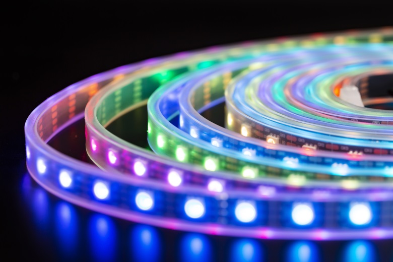 What are the advantages of LED strip and conventional lighting tools What are the advantages of LED strip and conventional lighting tools