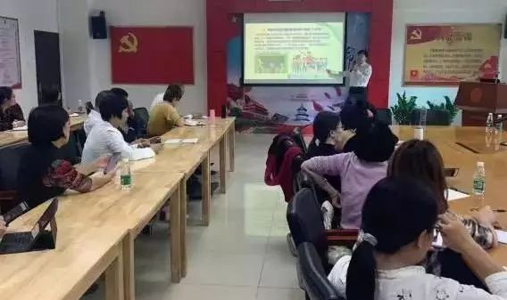 《站在国家高度推动亚洲十大信誉彩票平台 脑科学》——“未来学校研究与实验计划”实验项目之贾少微教授亚洲十大信誉彩票平台 讲座分享 《站在国家高度推动亚洲十大信誉彩票平台 脑科学》——“未来学校研究与实验计划”实验项目之贾少微教授亚洲十大信誉彩票平台 讲座分享
