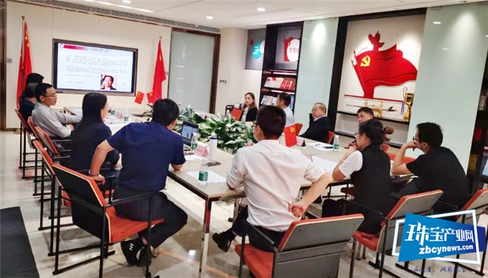 “不忘初心·牢记使命”主题教育暨贯彻党的十九届四中全会精神学习活动举行 “不忘初心·牢记使命”主题教育暨贯彻党的十九届四中全会精神学习活动举行