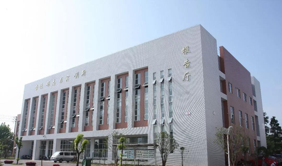  名校解读 | 汉阳区扛把子初中，上了这所学校，名高就稳了？往年入学途径，中考成绩，学费大解析！