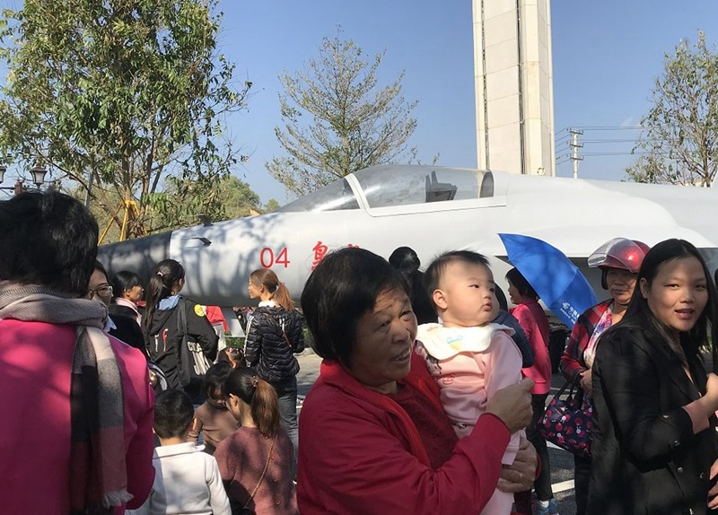 尖端军事装备震撼亮相陆河国防兵器展 尖端军事装备震撼亮相陆河国防兵器展