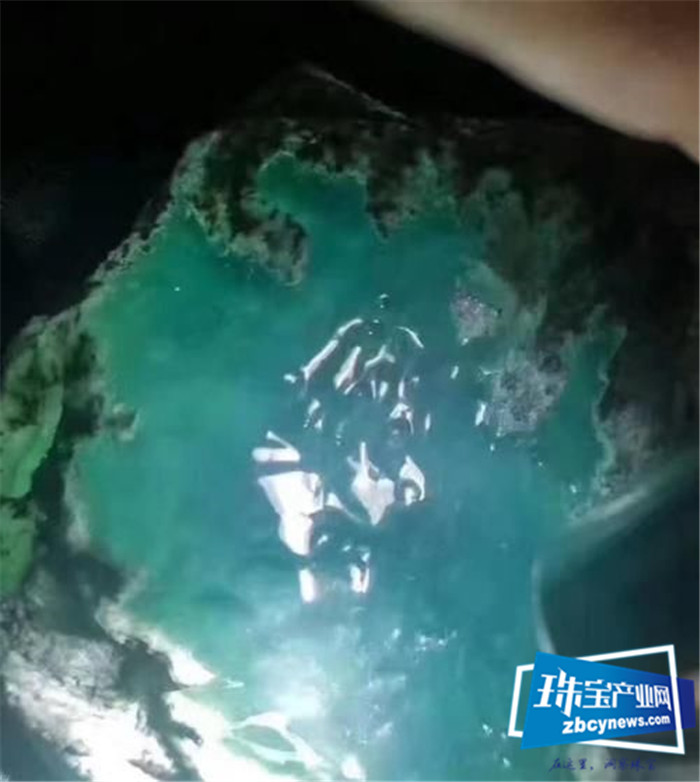 缅甸莫西沙翡翠原石场口特征你知道吗? 莫西沙场口盛产什么翡翠? 缅甸莫西沙翡翠原石场口特征你知道吗? 莫西沙场口盛产什么翡翠?