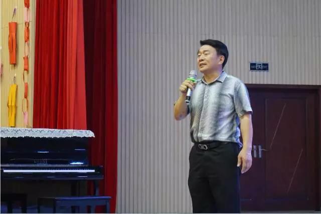 毕营才艺表演 | 成都王府外国语学校举行第一期外教公益夏令营毕营仪式 毕营才艺表演 | 成都王府外国语学校举行第一期外教公益夏令营毕营仪式