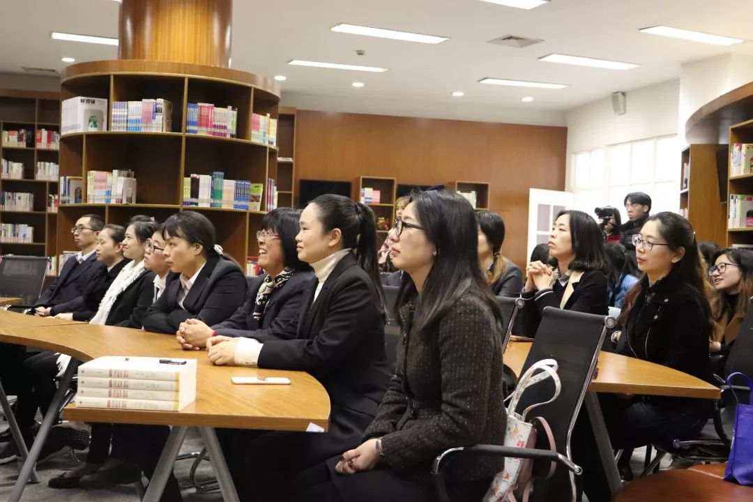 经管学院举办当代美国大学商科教育教学交流会