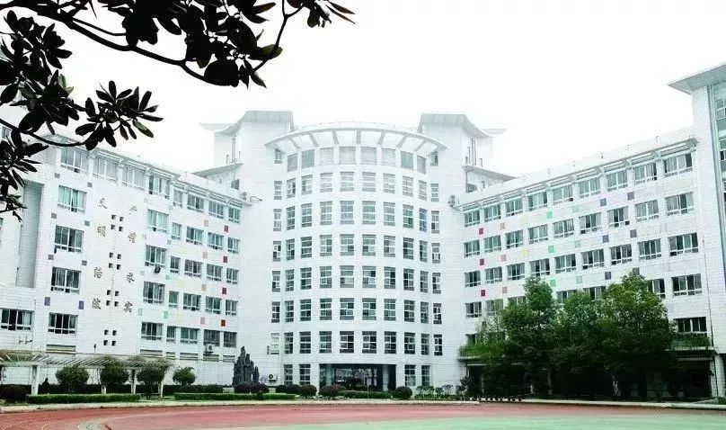 【年终大大大盘点】武汉各区初中教育资源分布!一文了解各区初中里的NO.1! 【年终大大大盘点】武汉各区初中教育资源分布!一文了解各区初中里的NO.1!