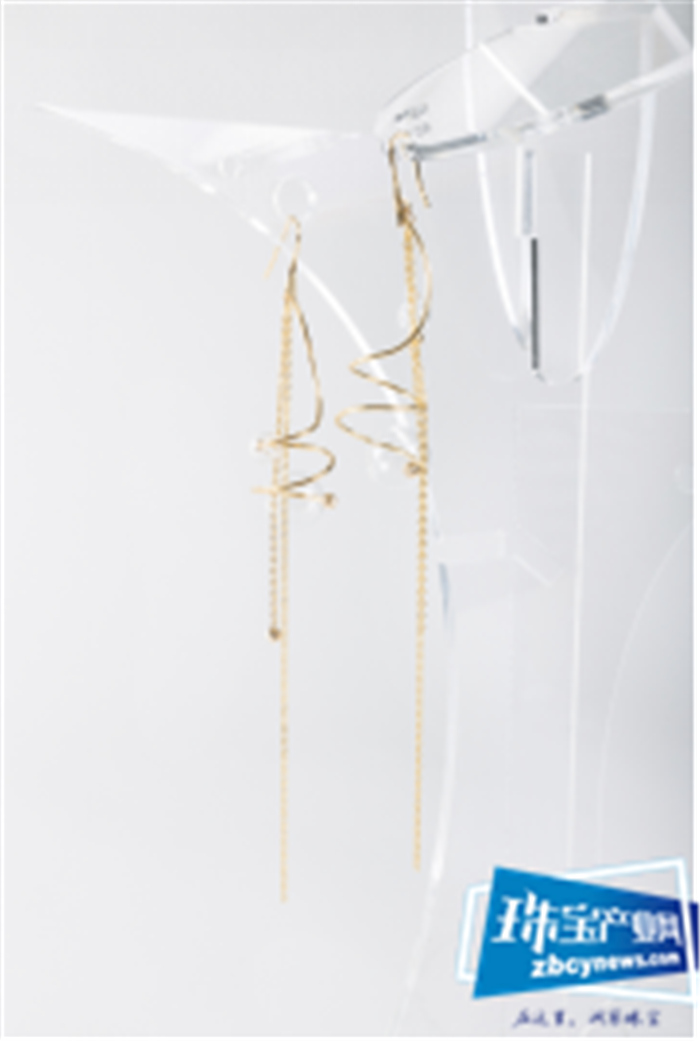 用珠宝妆点你的空间—— Rita Zhou携monSecret品牌亮相纽约时装周