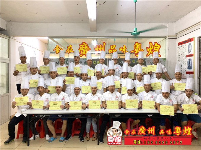 《回顾2019展望2020》广州粤煌烧腊培训感谢大家信任选择粤煌烧鸭培训