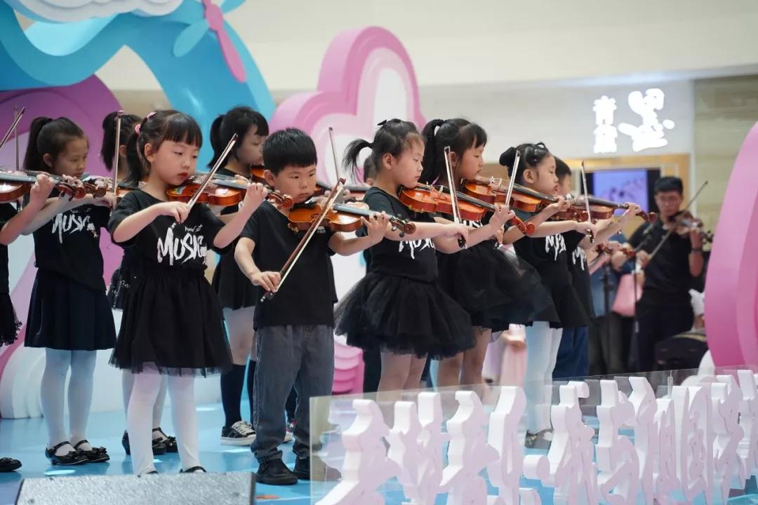 记录2019首席猫演出丨铭记每一个闪耀的舞台瞬间 记录2019首席猫演出丨铭记每一个闪耀的舞台瞬间