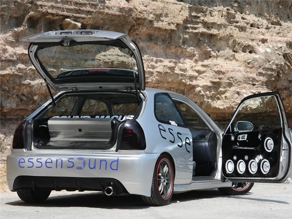 09 years of Saint merry song car amplifier - Europe show car (Honda civic)