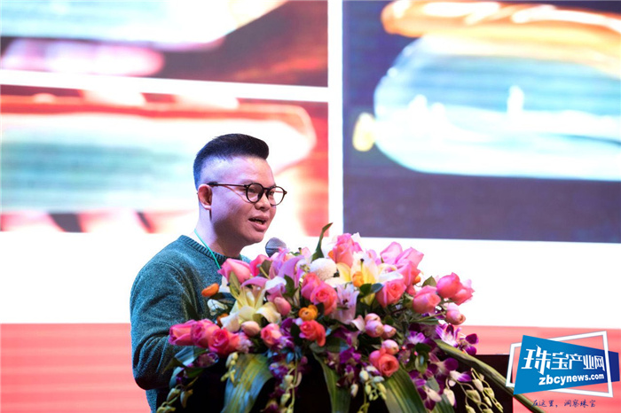 胡博士珠宝同学会珠宝高峰论坛暨2020年迎新晚会在深圳举行 胡博士珠宝同学会珠宝高峰论坛暨2020年迎新晚会在深圳举行