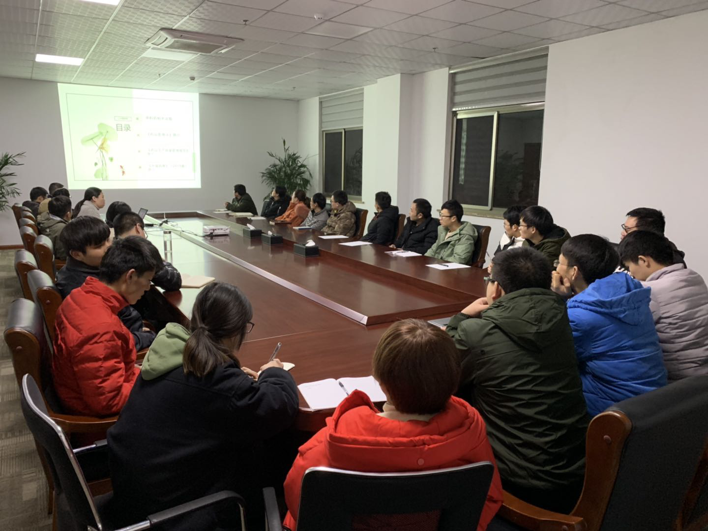 ‘The Second Internal Training Meeting on the Polypeptide Industry’ of Huajun was held ‘The Second Internal Training Meeting on the Polypeptide Industry’ of Huajun was held