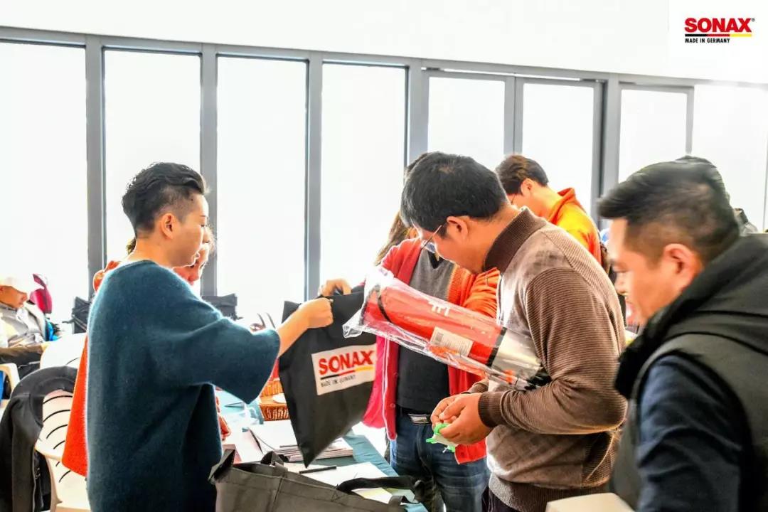 以车会友,SONAX助力车友“天天开新车” 以车会友,SONAX助力车友“天天开新车”