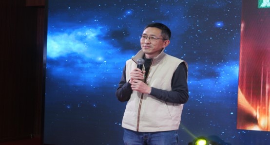 一夫公司二十周年庆典在滨江厂区隆重举行 一夫公司二十周年庆典在滨江厂区隆重举行
