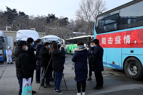 【疫情防控，文明單位在行動】南京長客集團“返崗直通車”今日首發(fā)啦！