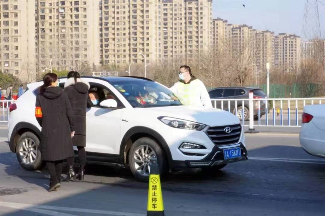 乐虎体育党员突击队:战疫情 守初心 担使命 乐虎体育党员突击队:战疫情 守初心 担使命
